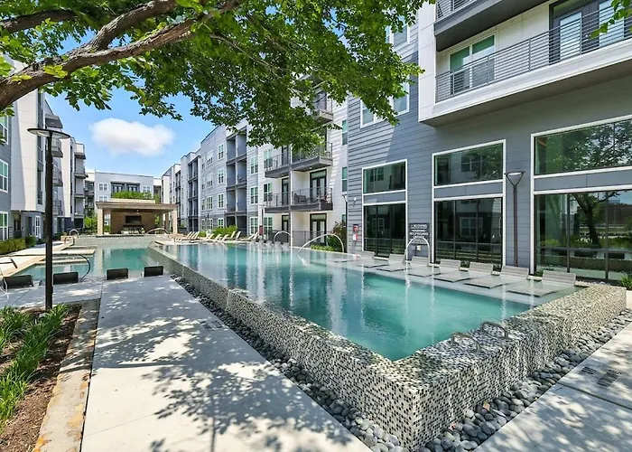 47 Chic 1bedroom, Pool, Gym & Yoga Studio, Near Stockyards * Fort Worth