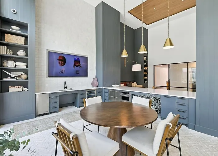 47 Chic 1bedroom, Pool, Gym & Yoga Studio, Near Stockyards Apartamento *