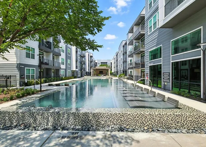 Apartamento 47 Chic 1bedroom, Pool, Gym & Yoga Studio, Near Stockyards