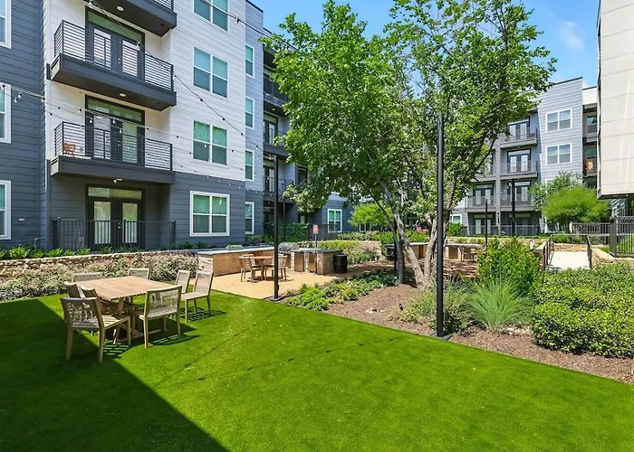 47 Chic 1bedroom, Pool, Gym & Yoga Studio, Near Stockyards * Fort Worth